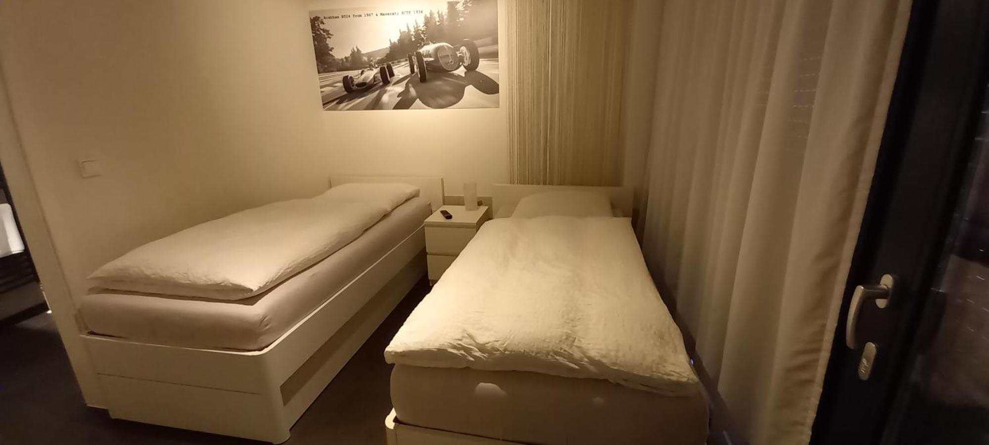 RING-RACE-FLATS Appartements Adenau Extérieur photo