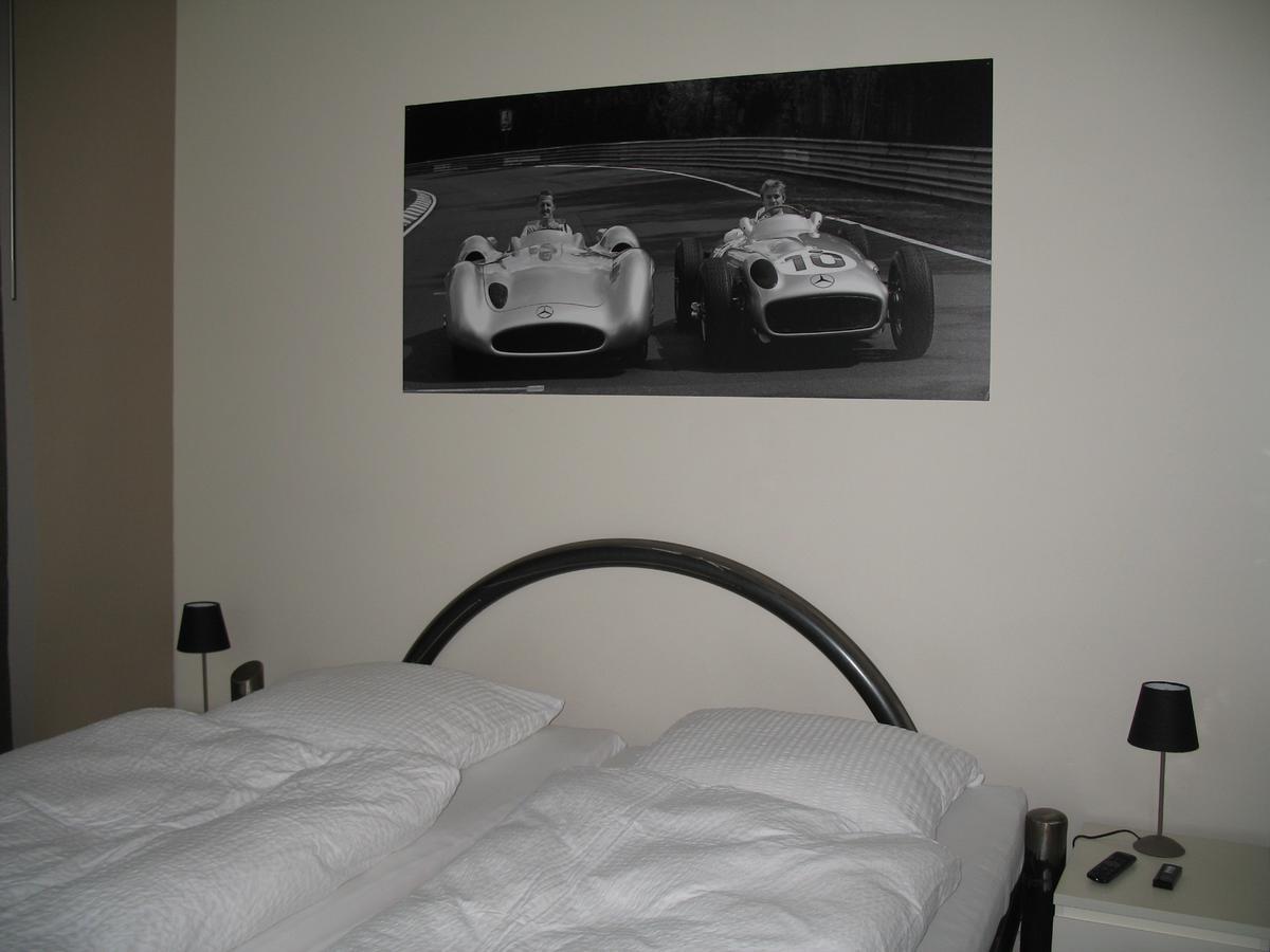 RING-RACE-FLATS Appartements Adenau Extérieur photo